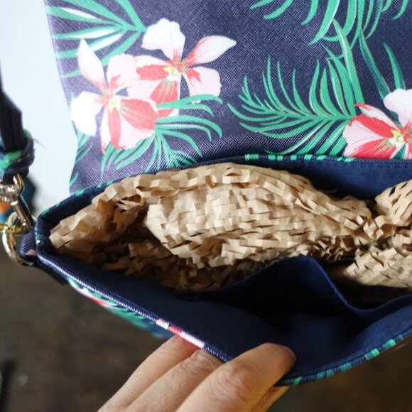 old navy tropical hawaiian crossbody bag - Picture 5 of 7